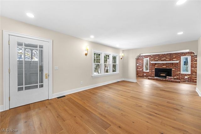 1604 23rd Street, Cuyahoga Falls, OH 44223