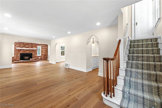 1604 23rd Street, Cuyahoga Falls, OH 44223