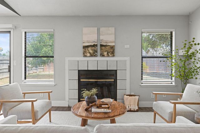 213 Quadra Ave, Rio Linda, CA 95673