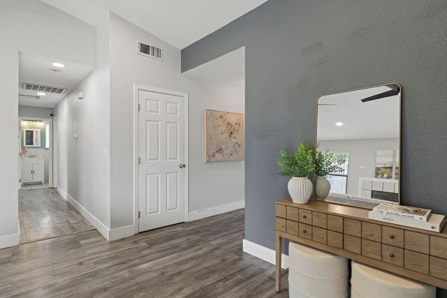 213 Quadra Ave, Rio Linda, CA 95673