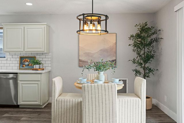 213 Quadra Ave, Rio Linda, CA 95673
