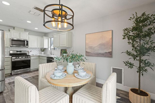 213 Quadra Ave, Rio Linda, CA 95673