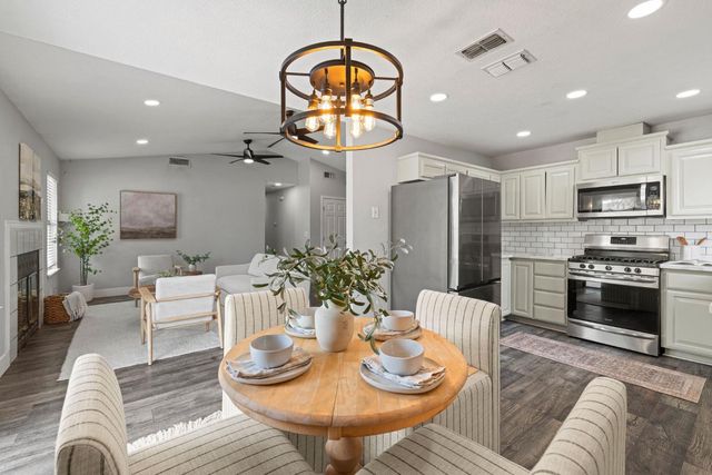 213 Quadra Ave, Rio Linda, CA 95673