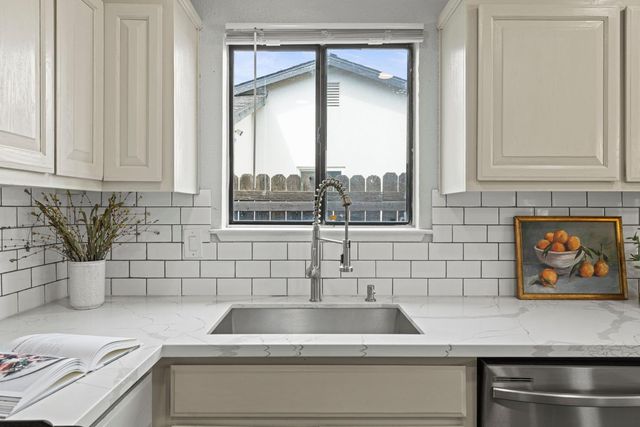 213 Quadra Ave, Rio Linda, CA 95673