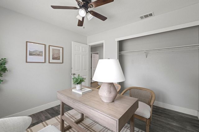 213 Quadra Ave, Rio Linda, CA 95673