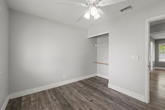 213 Quadra Ave, Rio Linda, CA 95673