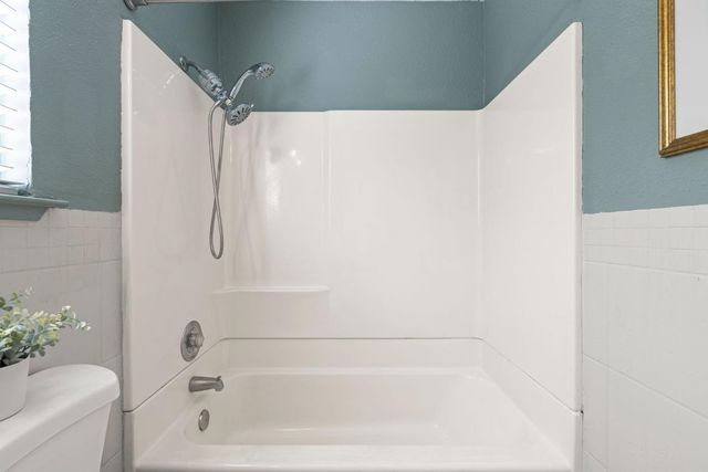 213 Quadra Ave, Rio Linda, CA 95673