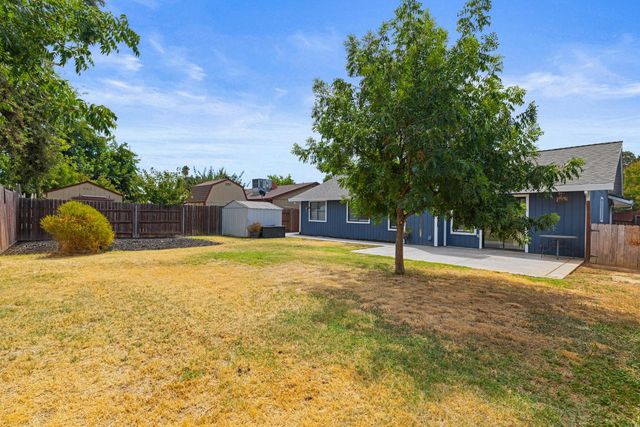 213 Quadra Ave, Rio Linda, CA 95673