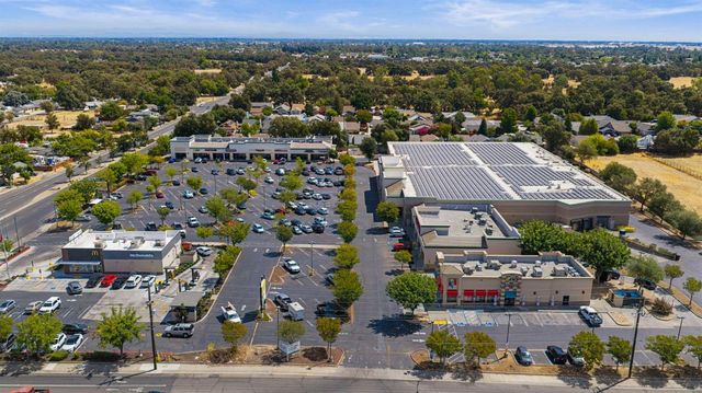 213 Quadra Ave, Rio Linda, CA 95673