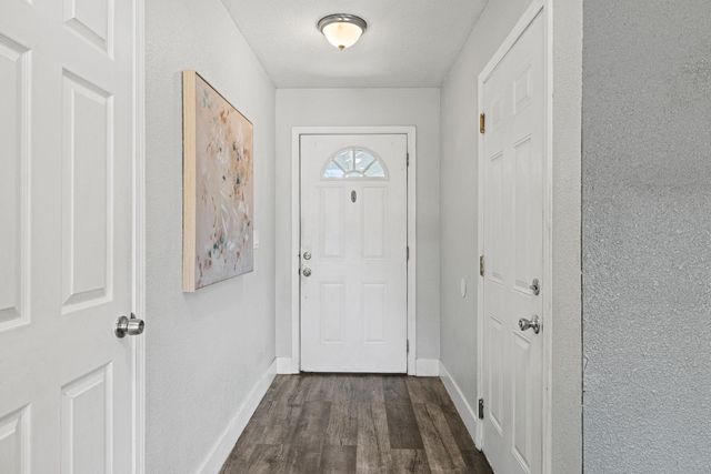 213 Quadra Ave, Rio Linda, CA 95673
