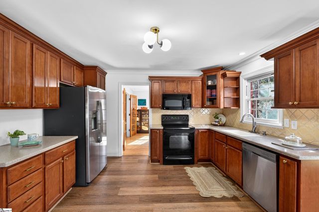 308 Beechwood Drive, Spartanburg, SC 29307