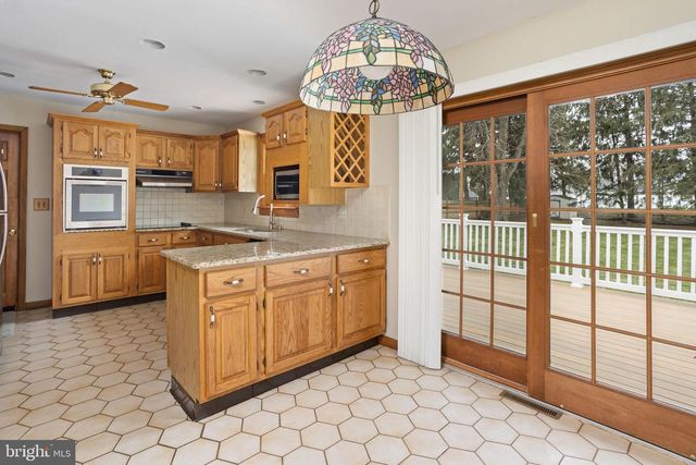 96 BORDENTOWN CHESTERFIELD RD, Chesterfield, NJ 08515