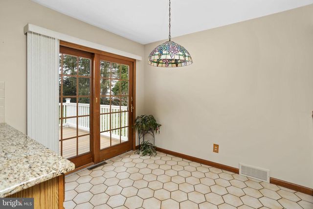 96 BORDENTOWN CHESTERFIELD RD, Chesterfield, NJ 08515