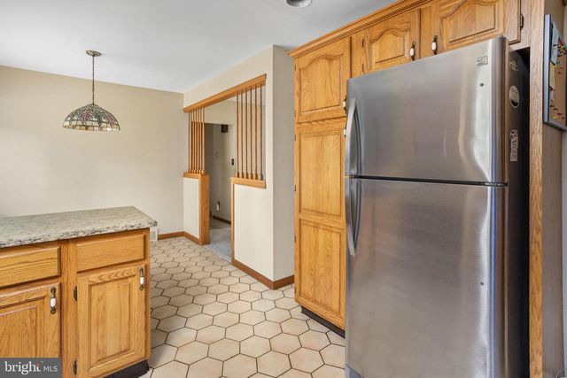 96 BORDENTOWN CHESTERFIELD RD, Chesterfield, NJ 08515