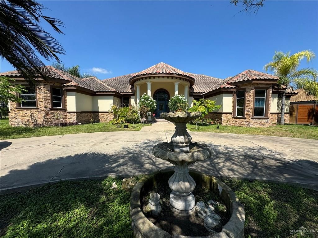 1238 W Bowie Avenue, Alamo, TX 78516