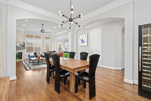1631 Du Barry Lane, Houston, TX 77018