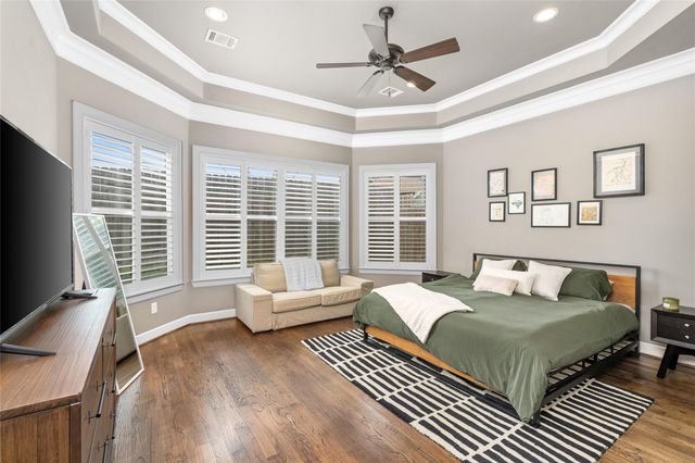 1631 Du Barry Lane, Houston, TX 77018