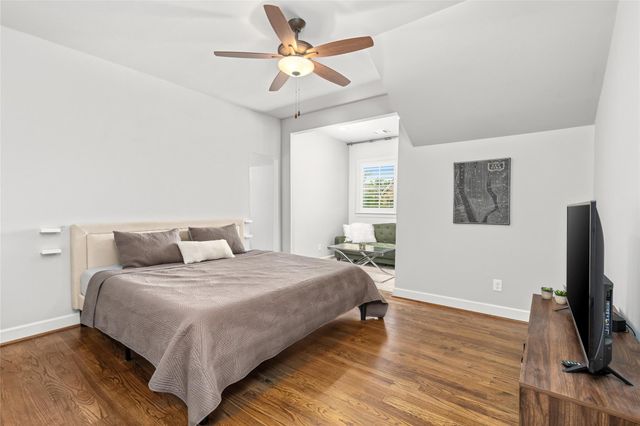 1631 Du Barry Lane, Houston, TX 77018
