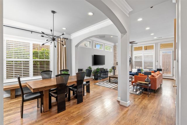 1631 Du Barry Lane, Houston, TX 77018