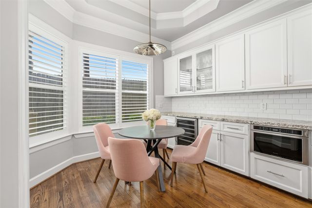 1631 Du Barry Lane, Houston, TX 77018