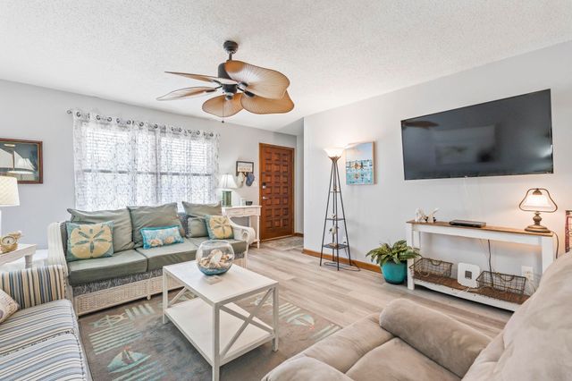 1502 Yaupon Dr Apt A1, Myrtle Beach, SC 29577