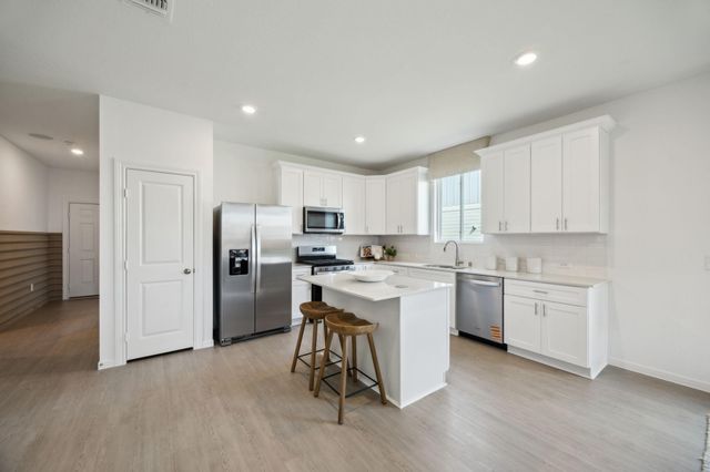 6715 Camila Street, Cove, TX 77523