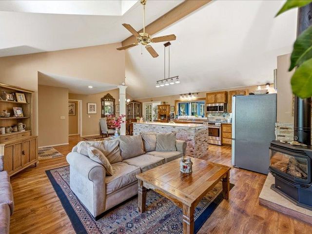 15444 Nancy Way, Grass Valley, CA 95949