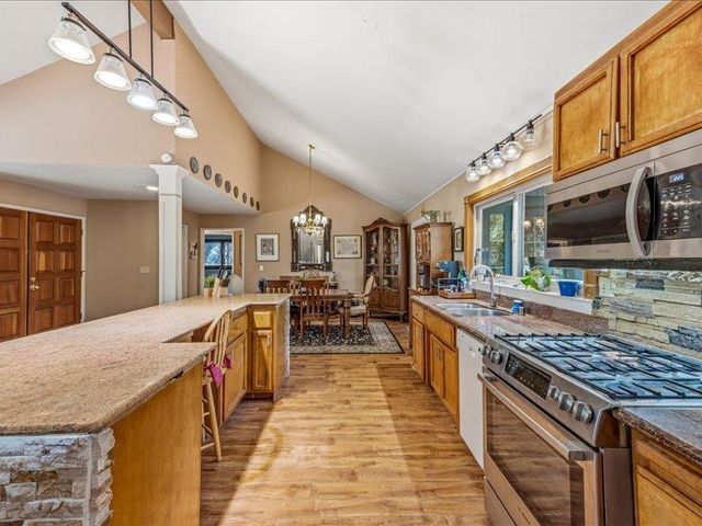 15444 Nancy Way, Grass Valley, CA 95949