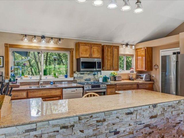 15444 Nancy Way, Grass Valley, CA 95949