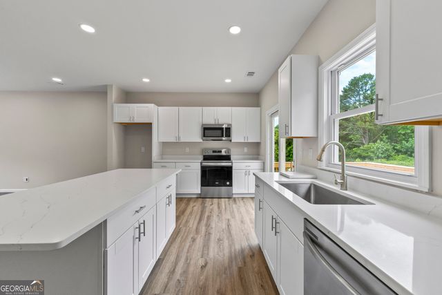 3850 Deaton Road, Flowery Branch, GA 30542