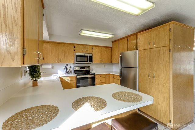 8520 Woodland Avenue E, Puyallup, WA 98371