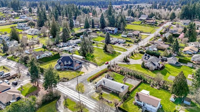 8520 Woodland Avenue E, Puyallup, WA 98371