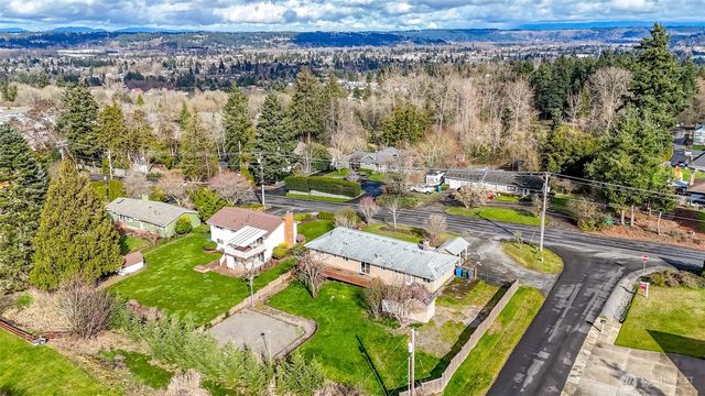 8520 Woodland Avenue E, Puyallup, WA 98371