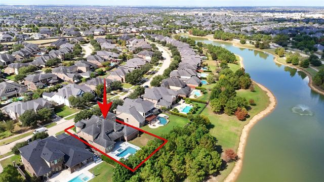 5615 Caspian Falls Lane, Fulshear, TX 77441