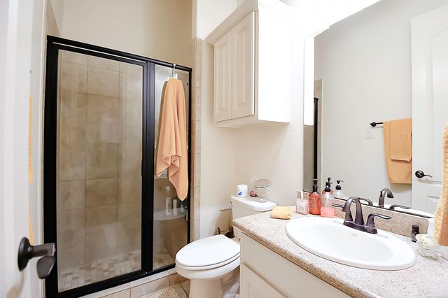 5615 Caspian Falls Lane, Fulshear, TX 77441