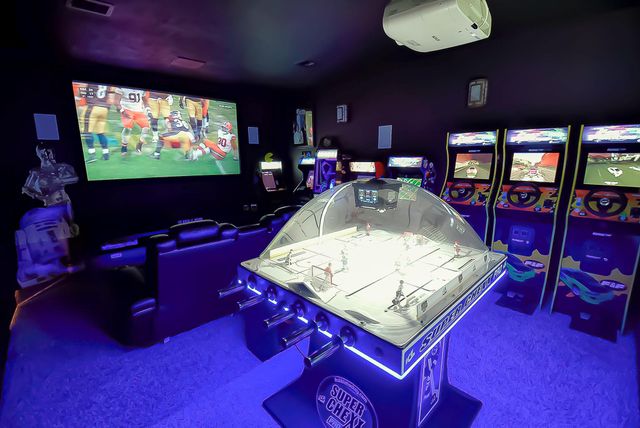 5615 Caspian Falls Lane, Fulshear, TX 77441