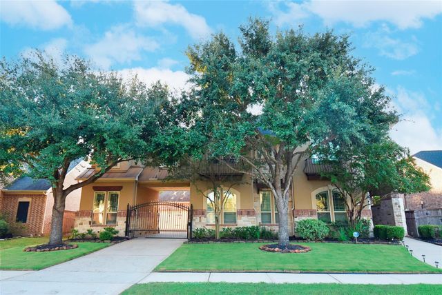 5615 Caspian Falls Lane, Fulshear, TX 77441