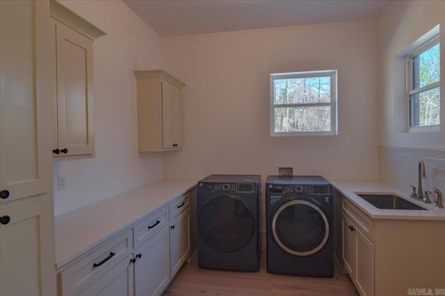 1688 S Silverthorne, Little Rock, AR 72210