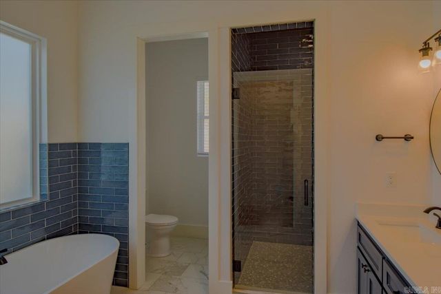 1688 S Silverthorne, Little Rock, AR 72210