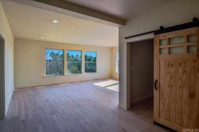 1688 S Silverthorne, Little Rock, AR 72210