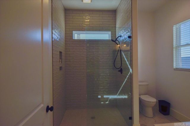 1688 S Silverthorne, Little Rock, AR 72210