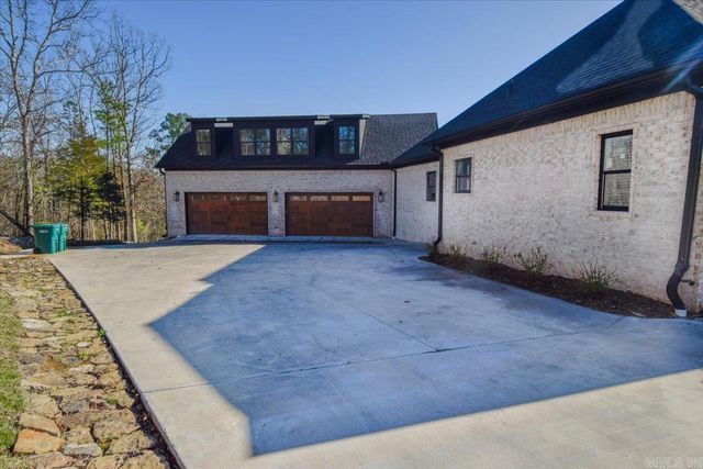 1688 S Silverthorne, Little Rock, AR 72210