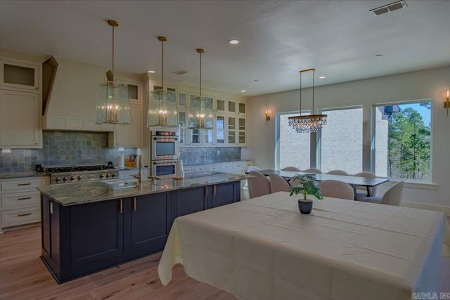 1688 S Silverthorne, Little Rock, AR 72210