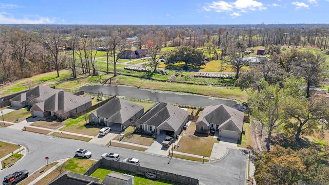 37212 Meador Ln, Geismar, LA 70734