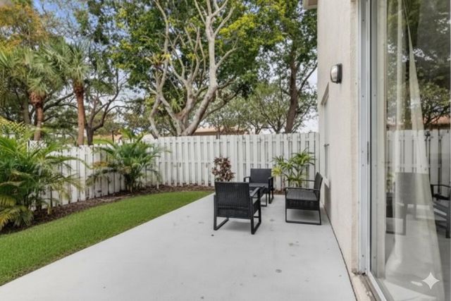 6857 Sugarloaf Key Street, Lake Worth, FL 33467