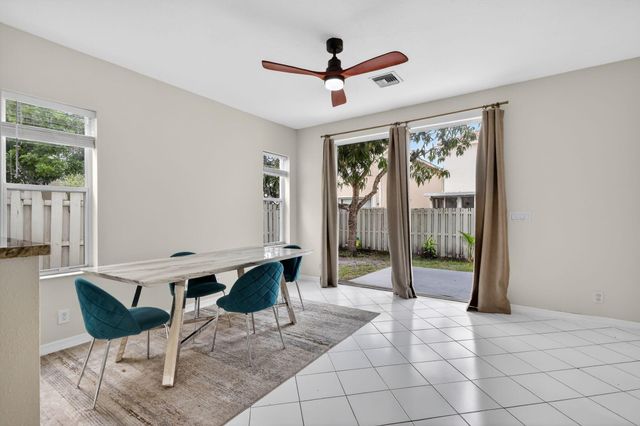 6857 Sugarloaf Key Street, Lake Worth, FL 33467