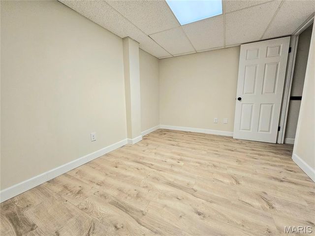 274 Cedar Village Court, Ballwin, MO 63021