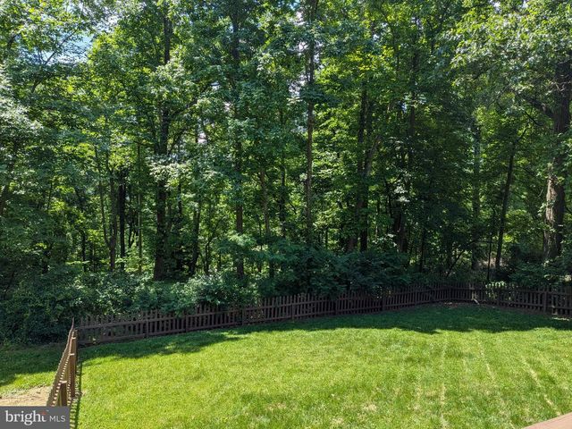 430 WORLDS END LN, Linden, VA 22642