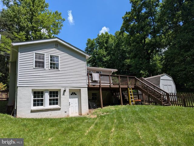 430 WORLDS END LN, Linden, VA 22642