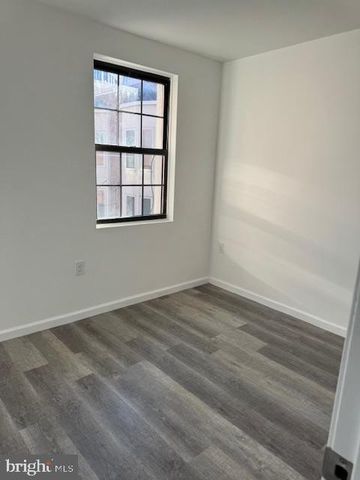 116 W GIRARD AVE, Philadelphia, PA 19123